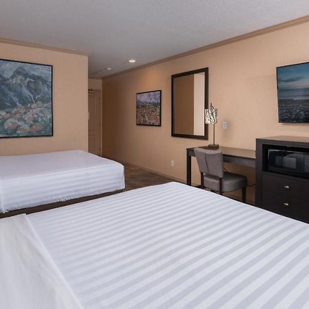 Prestige Inn גולדן מראה חיצוני תמונה